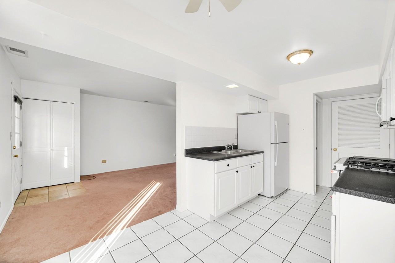 1242 Nova Ct - Photo 6 of 18