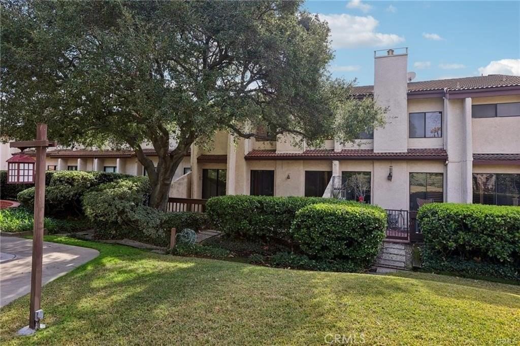 3213 La Encina Way #28 - Photo 5 of 50