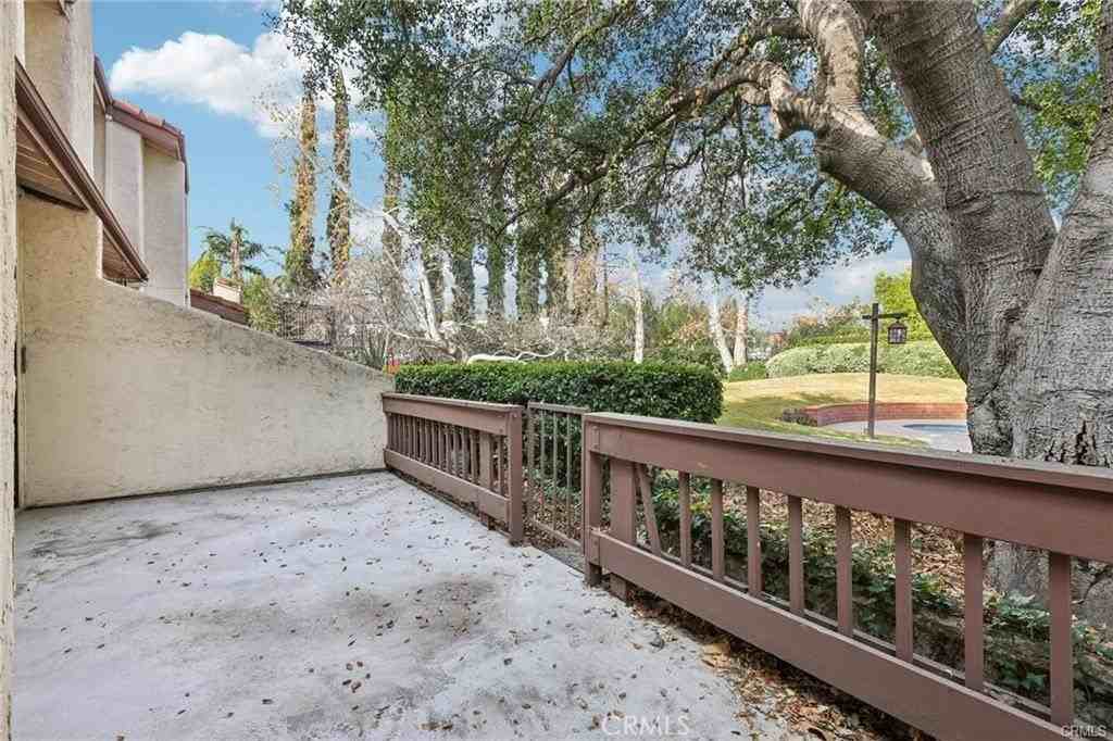 3213 La Encina Way #28 - Photo 6 of 50