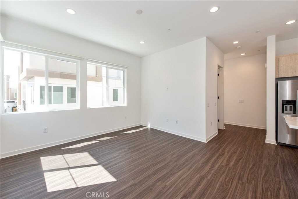 105 Culture - Photo 5 of 38