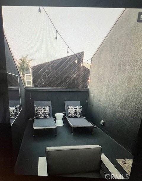 320 12th St #5 - Photo 6 of 16