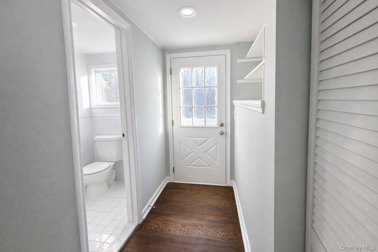 64 Hawley Ave - Photo 7 of 16