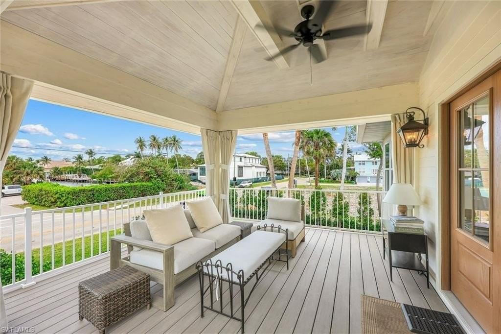 1437 Sandpiper St - Photo 7 of 38