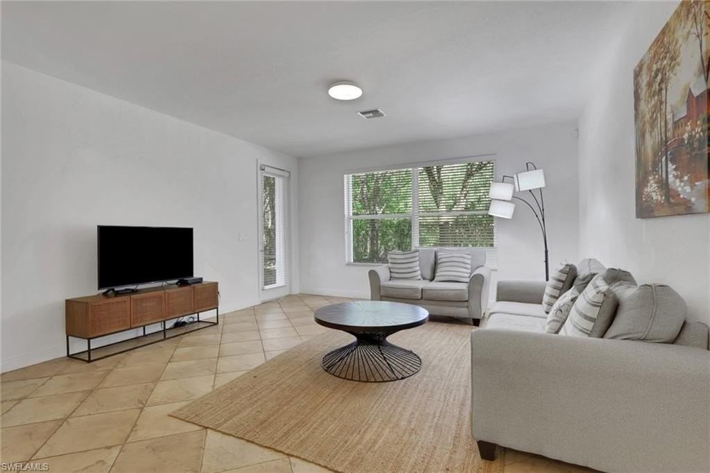 3353 Antica St - Photo 6 of 27