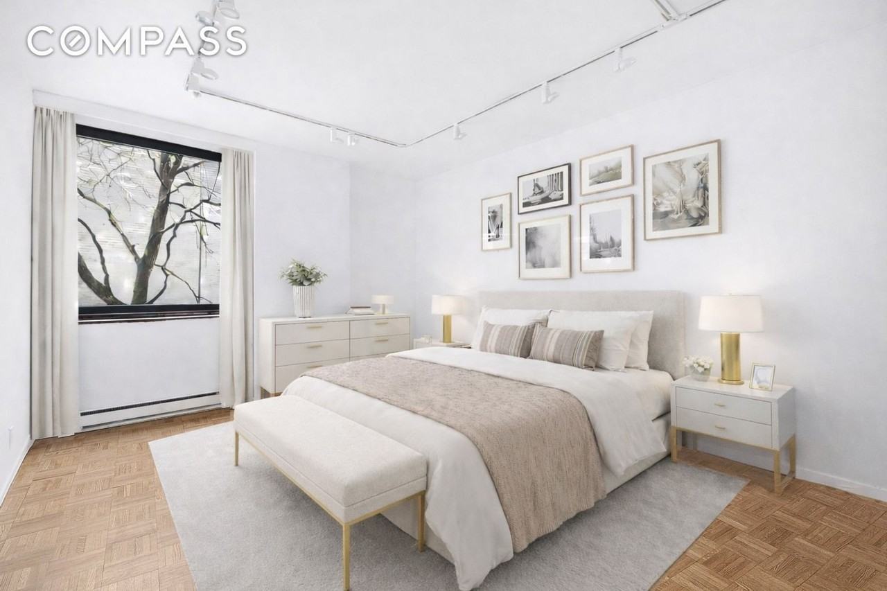 1080 Madison Ave #3B - Photo 5 of 8