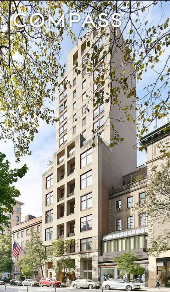 1080 Madison Ave #3B - Photo 7 of 8