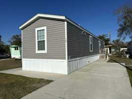 featured image of 1591 Semon Dr #10