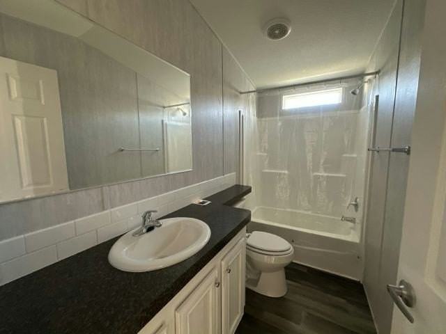 1591 Semon Dr #10 - Photo 3 of 5