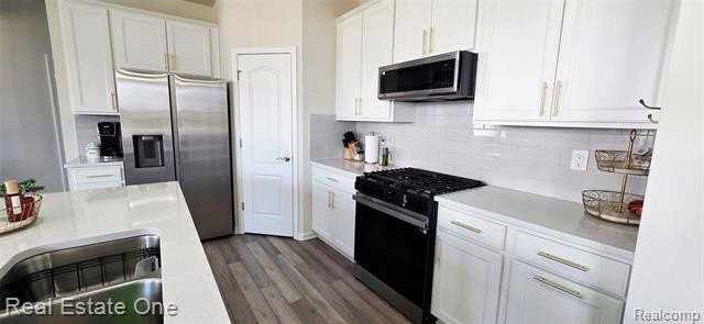 2720 Tulip Way - Photo 7 of 23