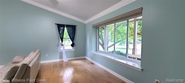 44820 Yorkshire Dr - Photo 3 of 20