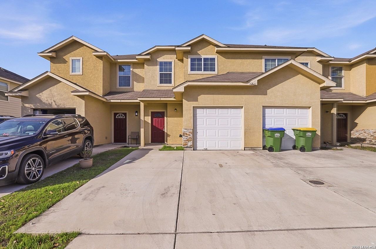 16821 Showdown Path Unit 3 - Photo 2 of 25