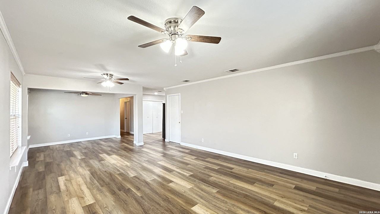 10730 Shaencrossing - Photo 3 of 30