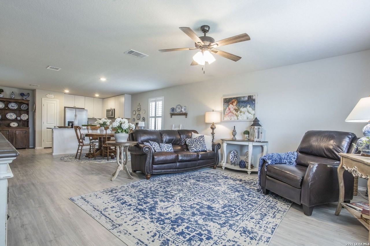 2527 Pechora Pipit - Photo 3 of 12