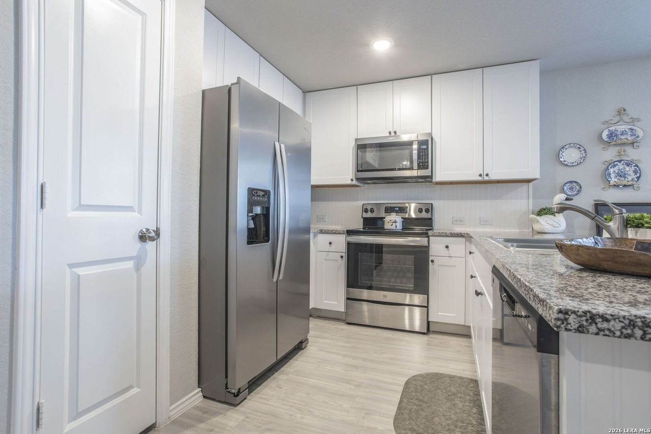 2527 Pechora Pipit - Photo 5 of 12