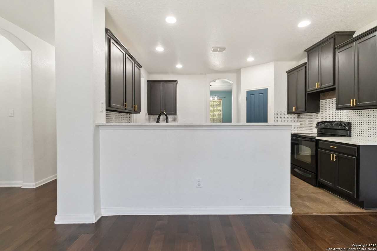 1822 Marufo Vega - Photo 7 of 29