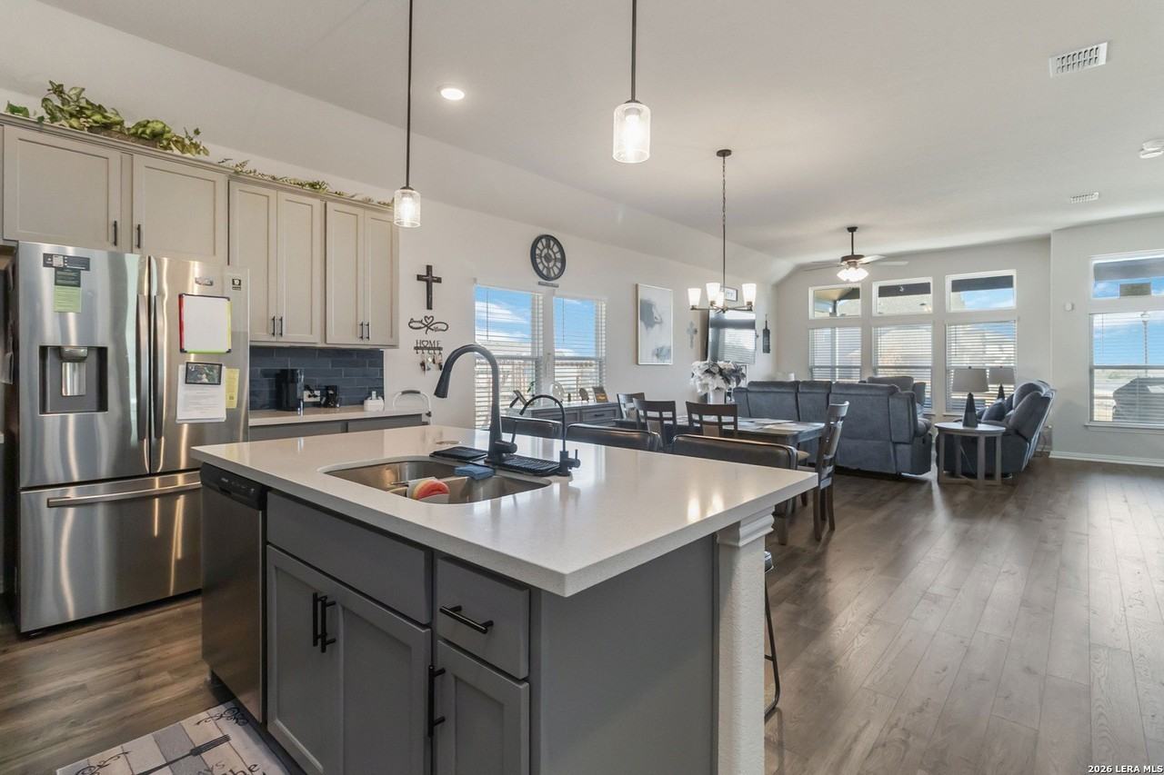 8024 Trail Grant - Photo 6 of 20