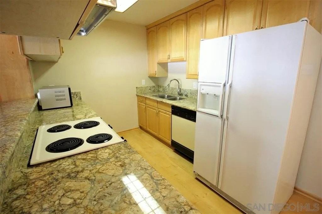 6780 Friars Rd Unit 273 - Photo 4 of 27