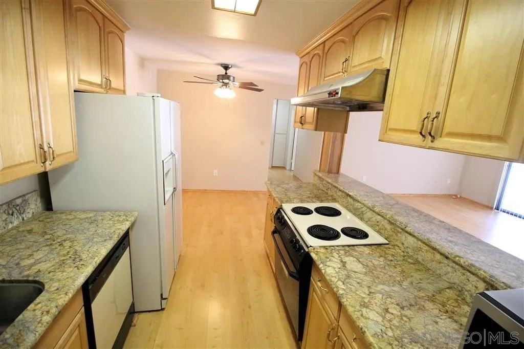 6780 Friars Rd Unit 273 - Photo 6 of 27