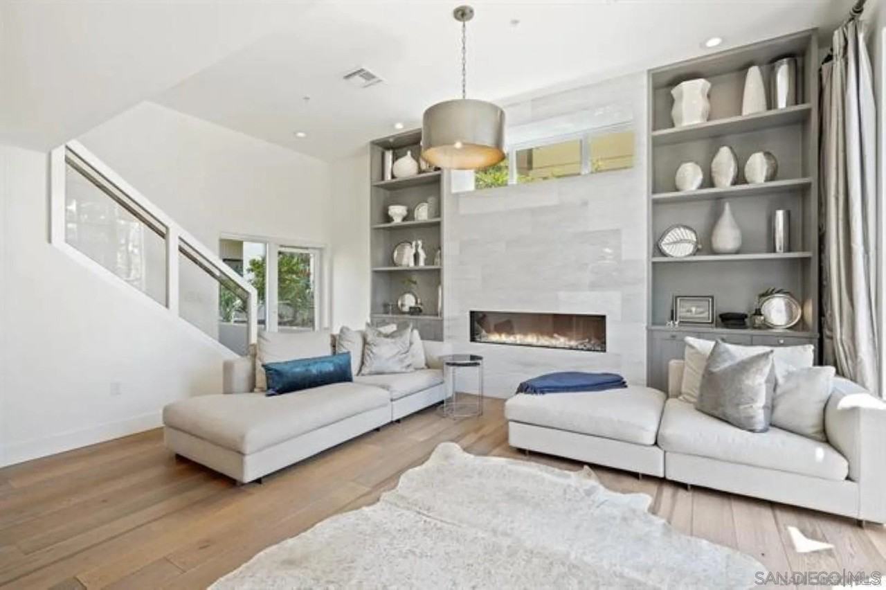 160 W Island Ave - Photo 5 of 40