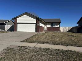 featured image of 2306 S Rogers Ln