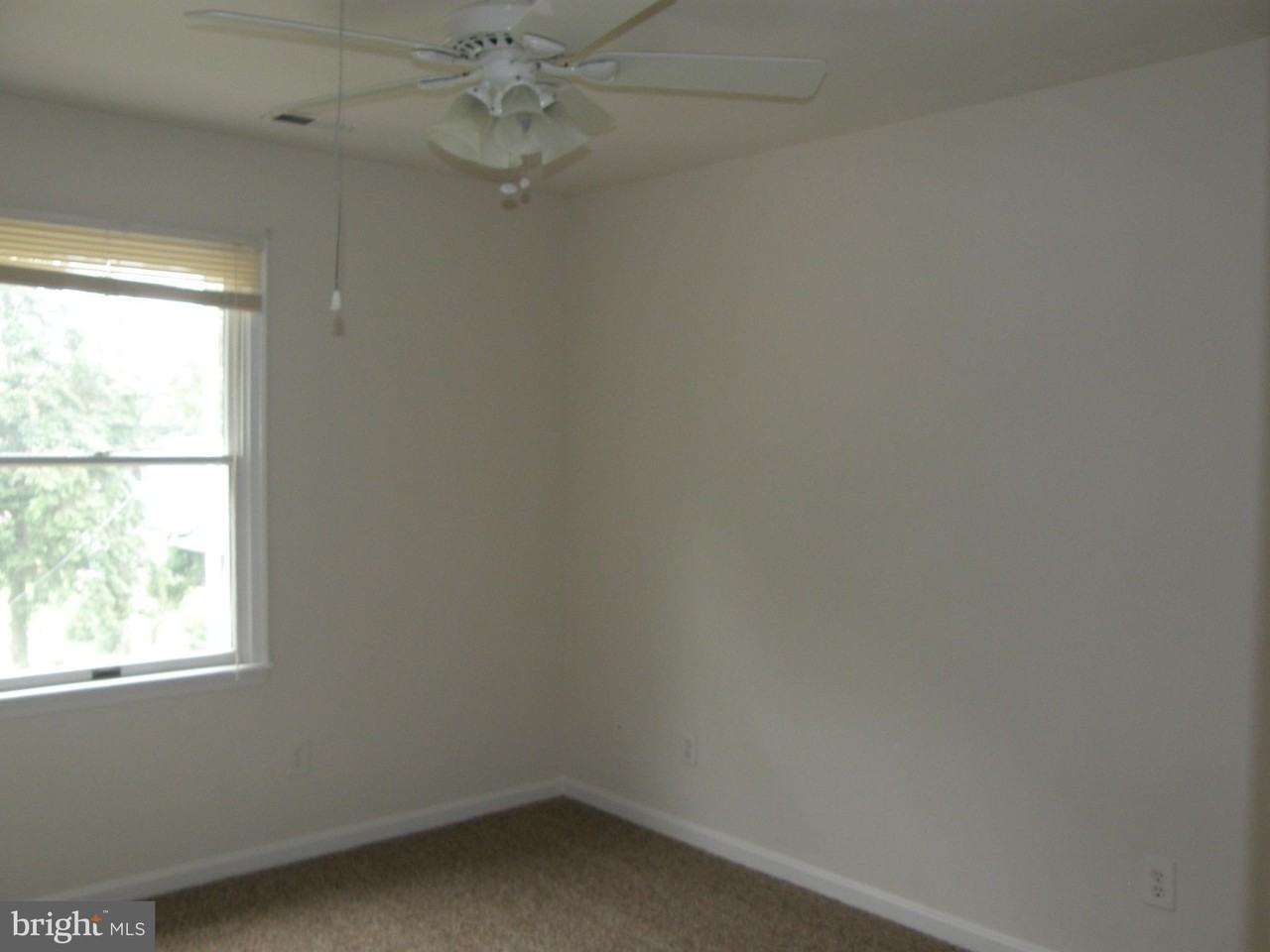 1193 Maple Ave - Photo 6 of 7