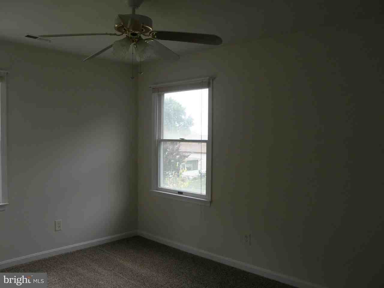 1193 Maple Ave - Photo 7 of 7