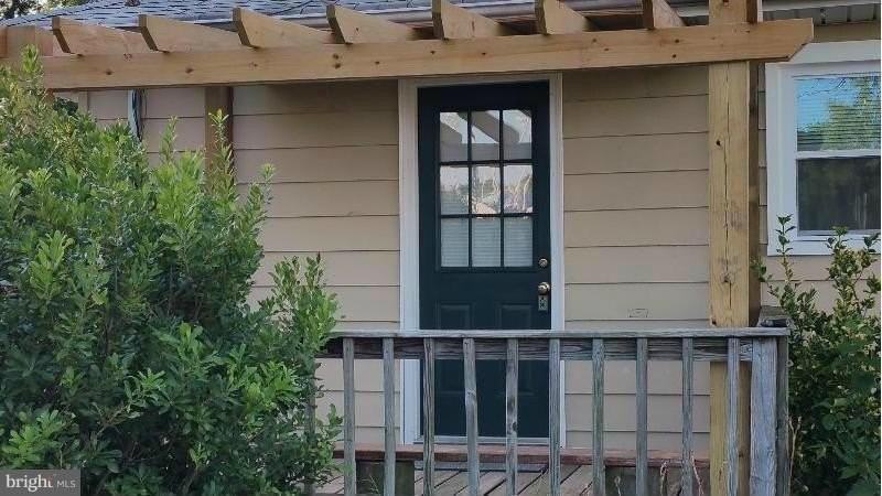 4807 Woods Wharf Rd - Photo 3 of 12