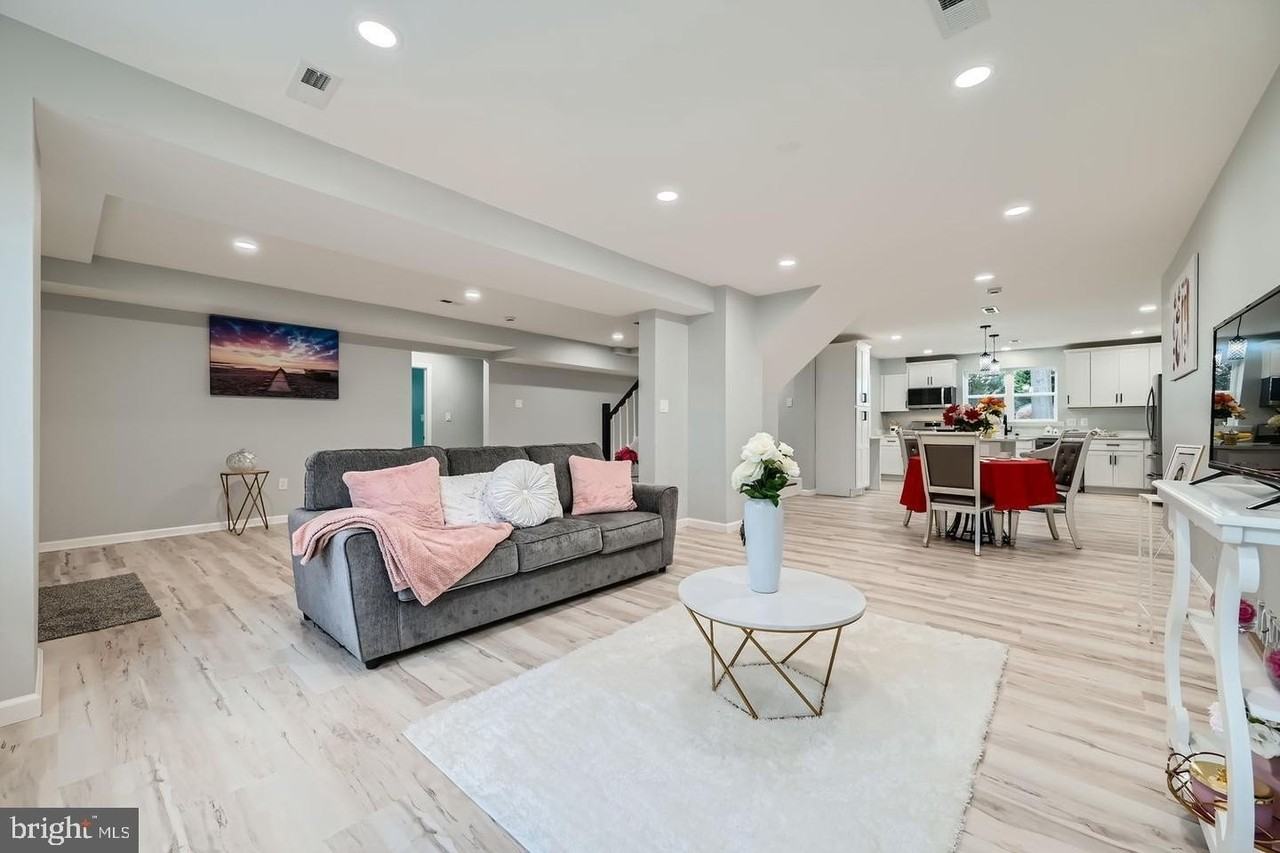 8820 Fearne Ave - Photo 4 of 27