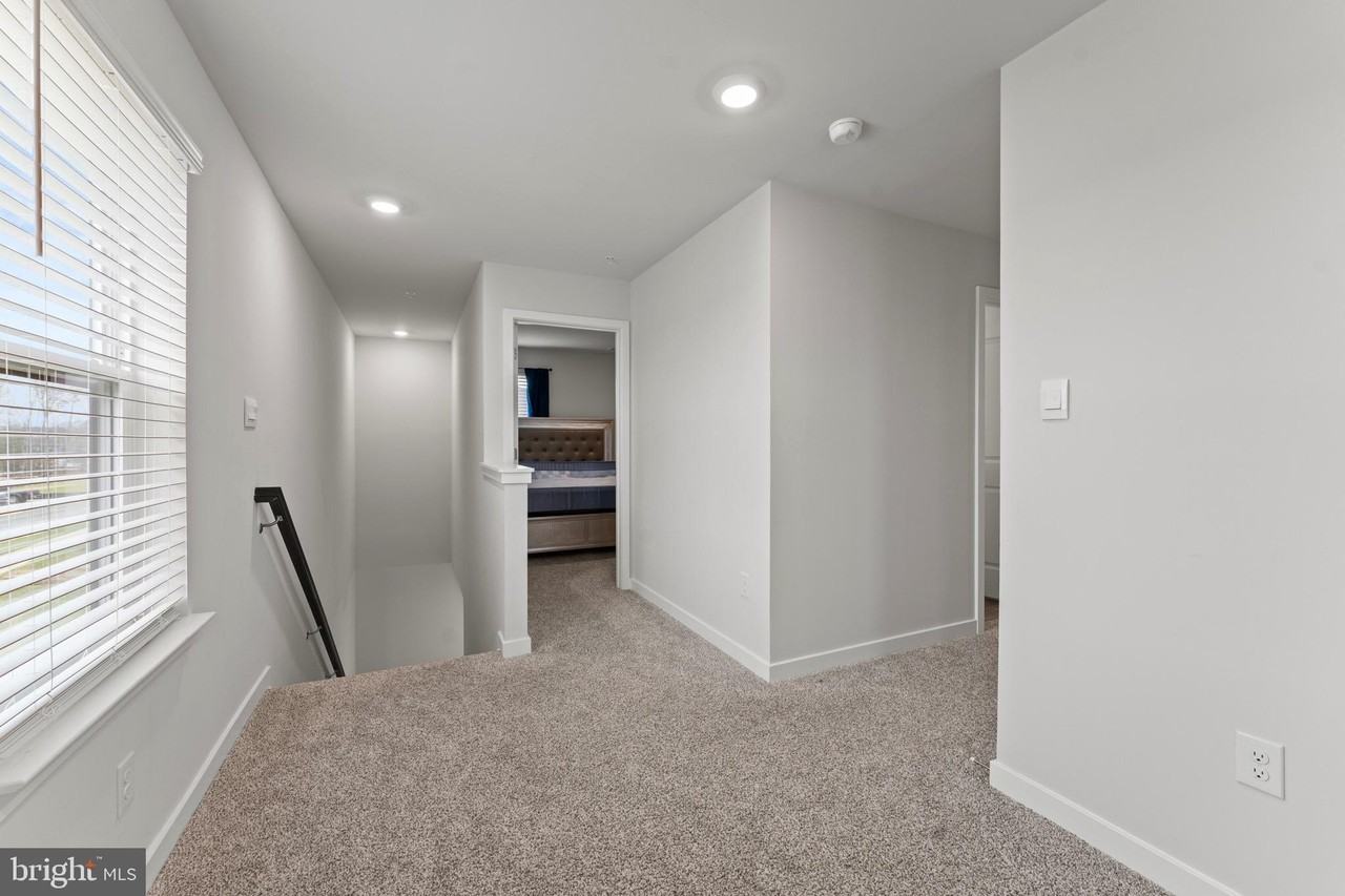 140 Wood Walk Ave - Photo 4 of 28