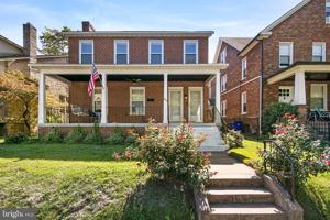 featured image of 226 Carroll Pkwy Unit B