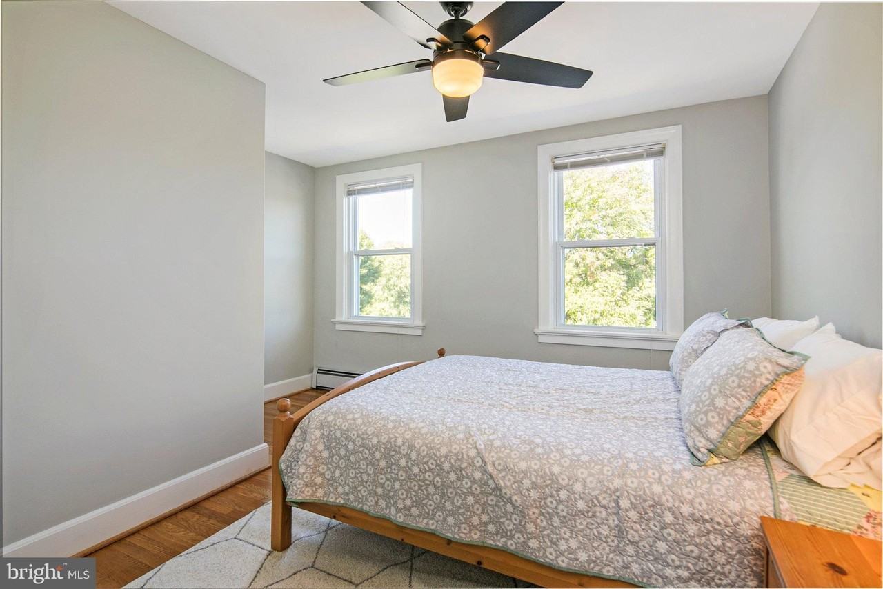 226 Carroll Pkwy Unit B - Photo 4 of 26