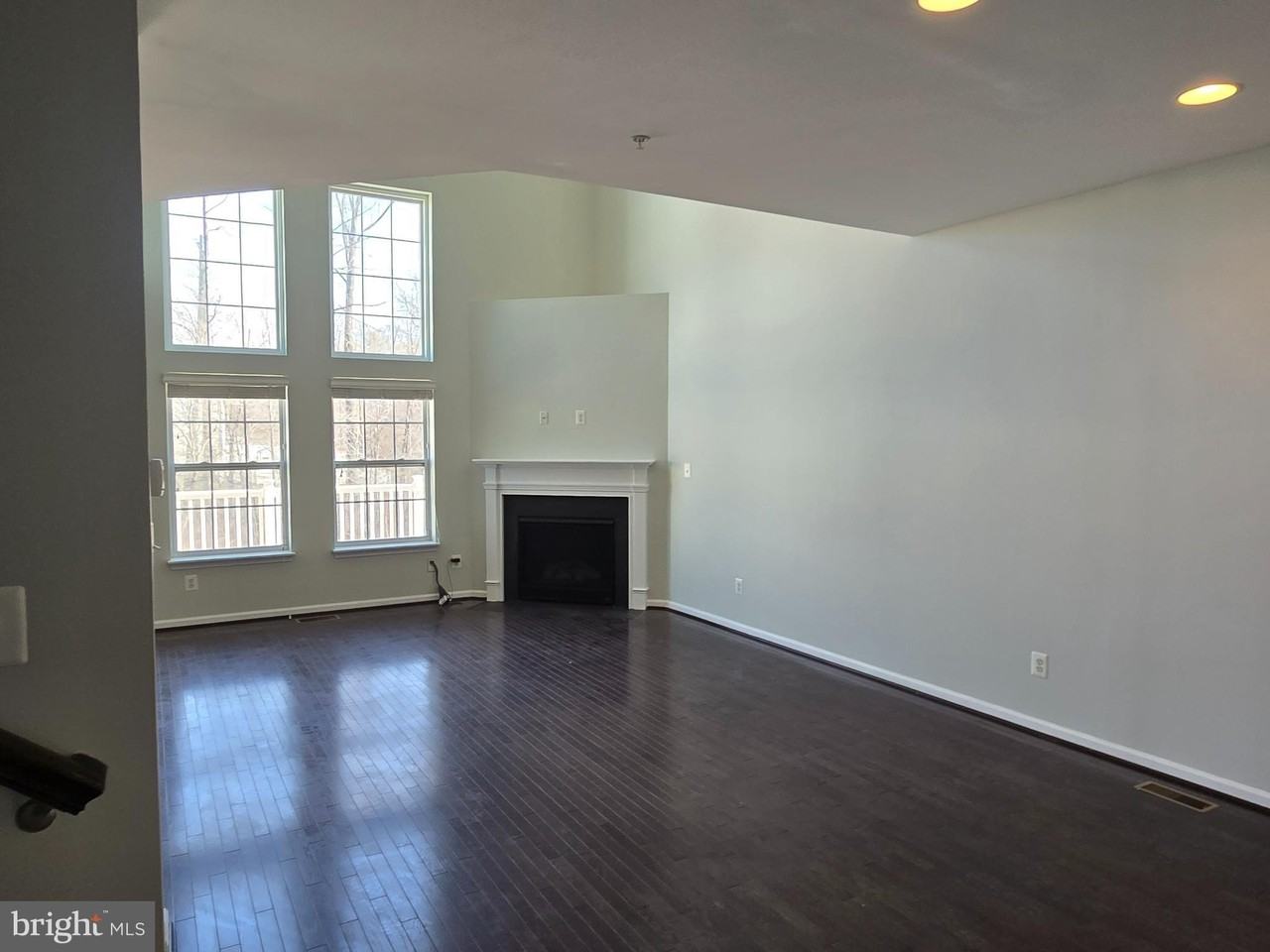 514 Millar Ct - Photo 7 of 30