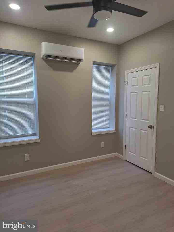 840 A HADDON Avenue unit: A #A - Photo 3 of 9