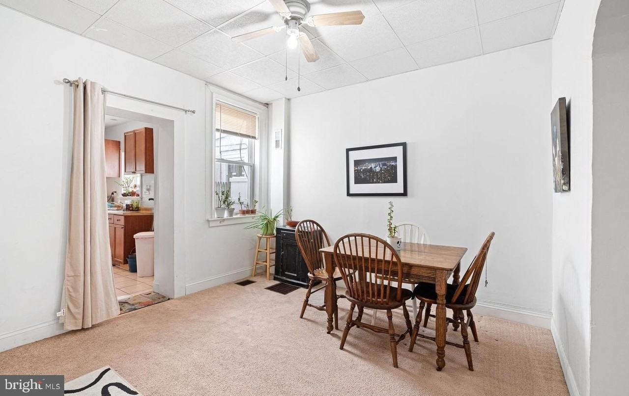 308 E Miner St - Photo 3 of 10