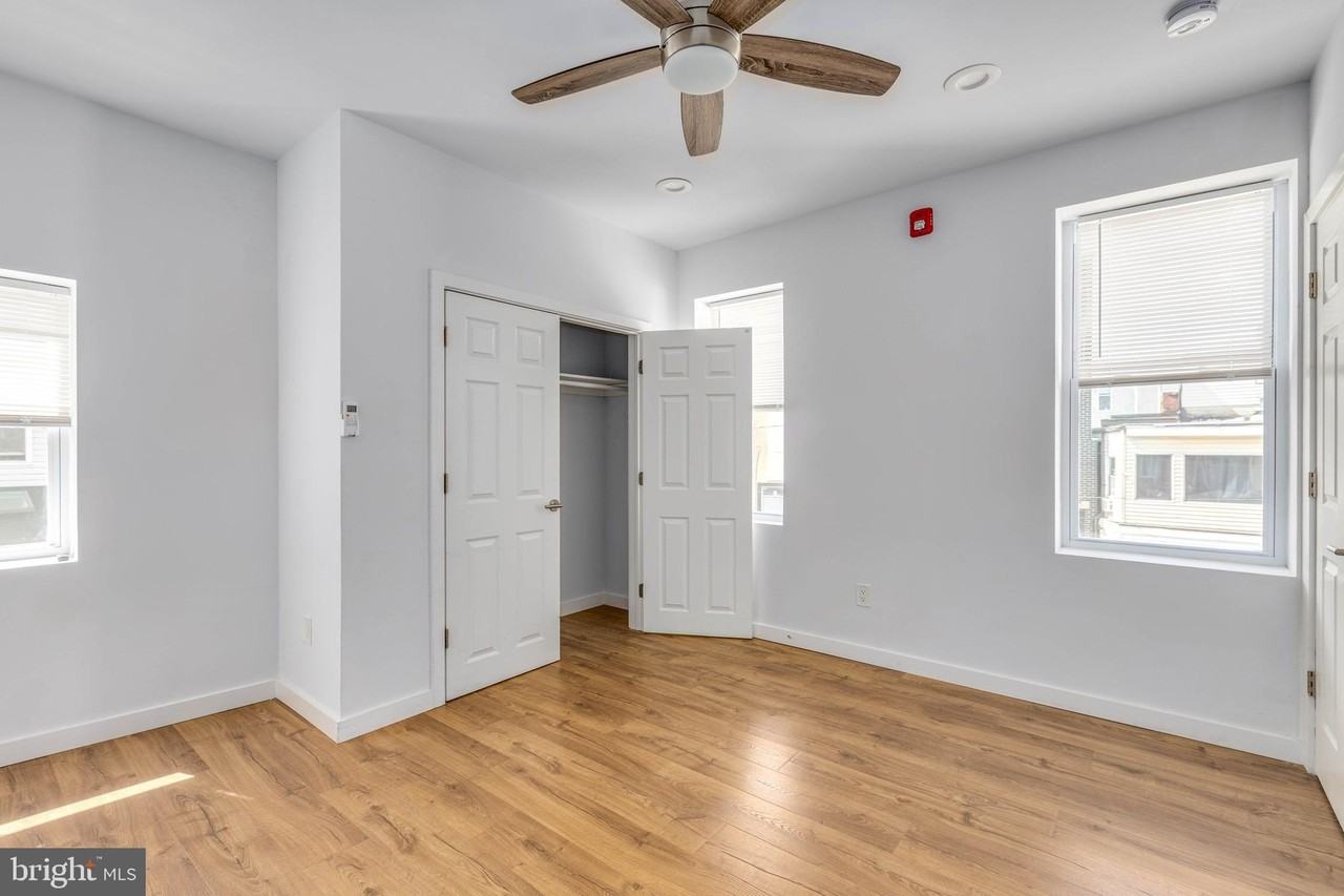 2162 E York St Unit 2 - Photo 4 of 15