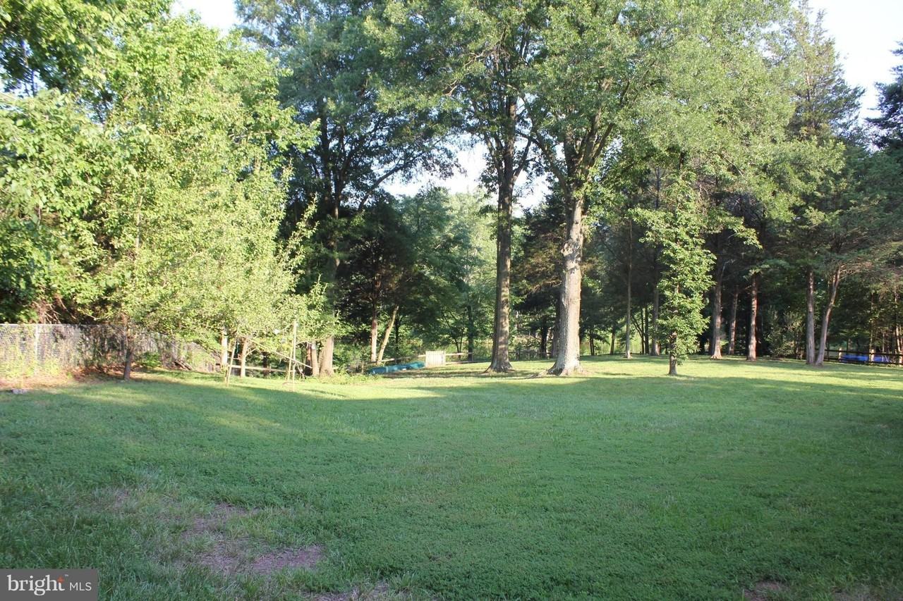 13501 Clear Lake Ct - Photo 3 of 17