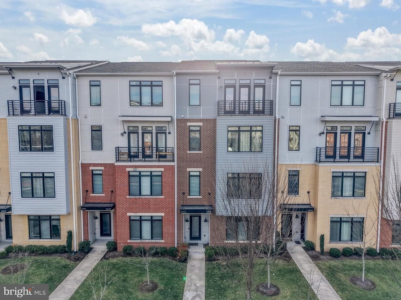 1010 Ribbon Limestone Ter Se - Photo 3 of 39