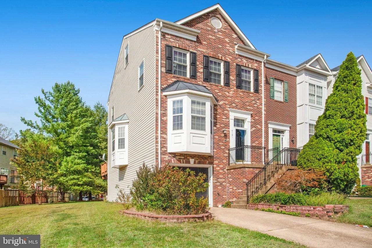 4101 La Mauricie Loop - Photo 5 of 50