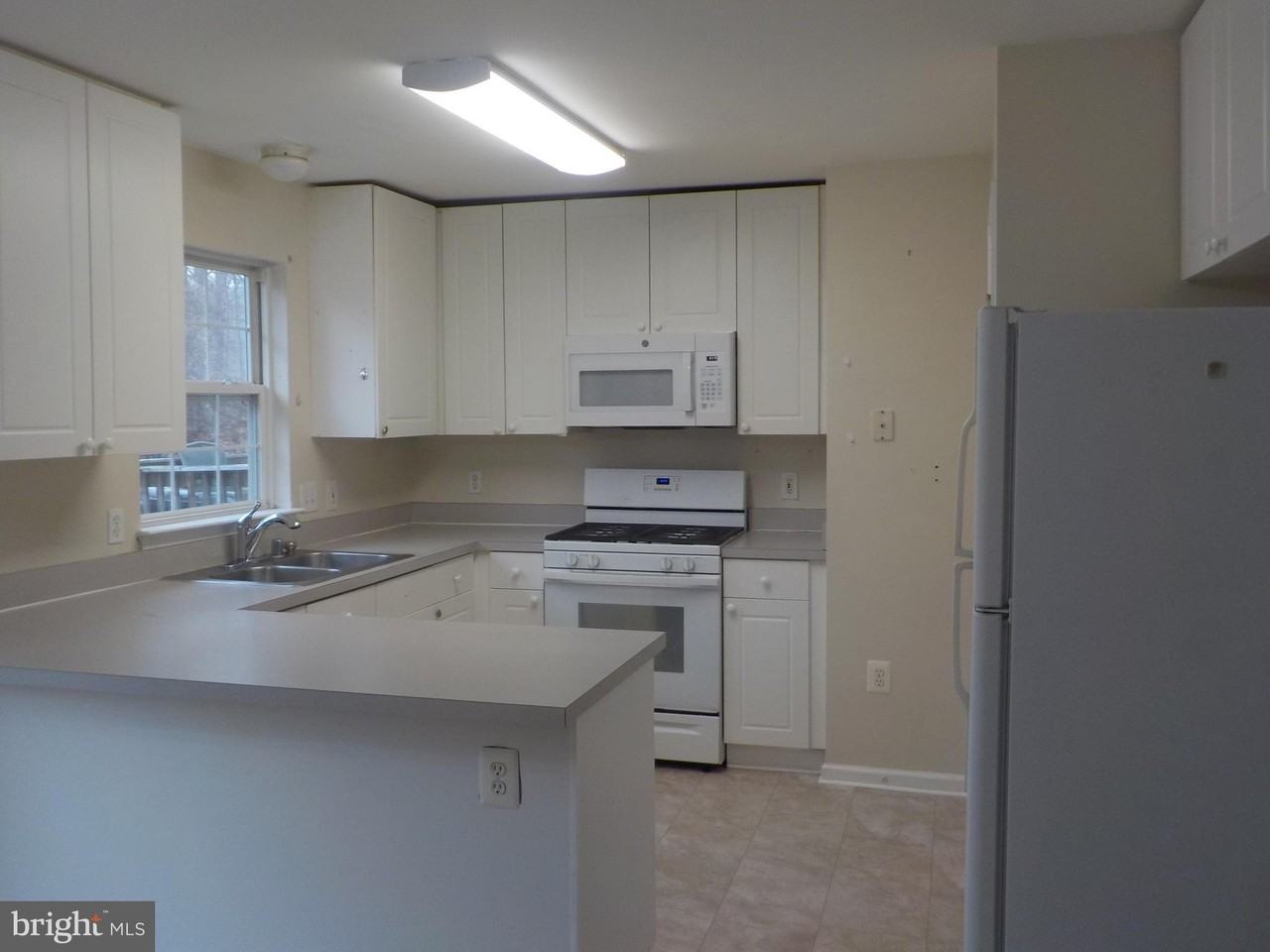 703 Kings Crest Dr - Photo 7 of 14