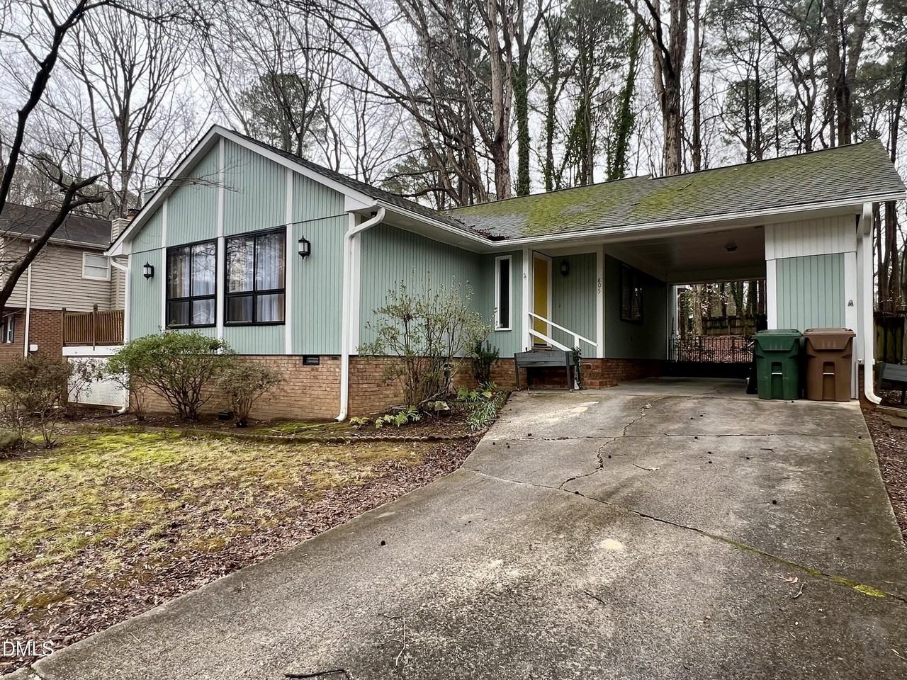 805 Castalia Dr - Photo 2 of 22