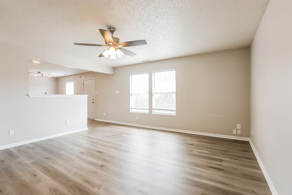 8421 Ash Grove Dr - Photo 6 of 17