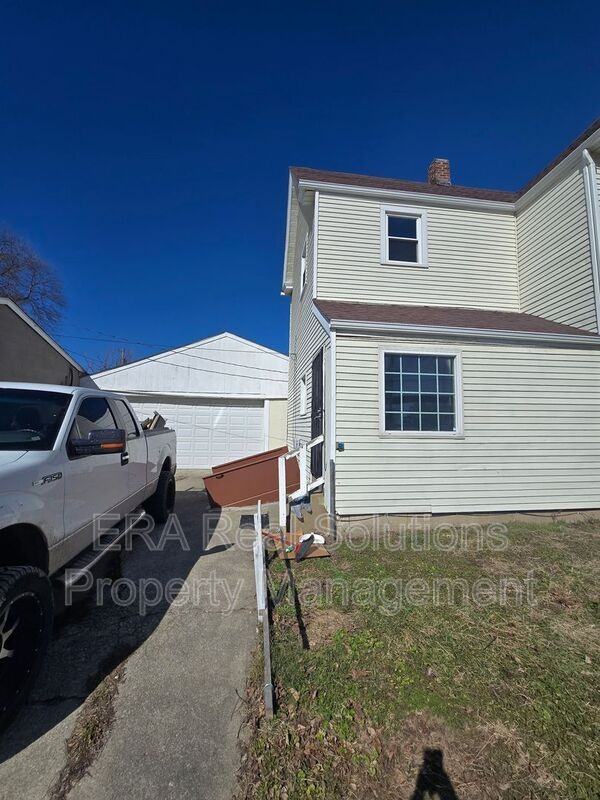 285 S Gift St - Photo 6 of 32