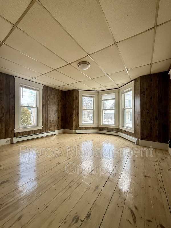 28 Tremont St #1 - Photo 3 of 12