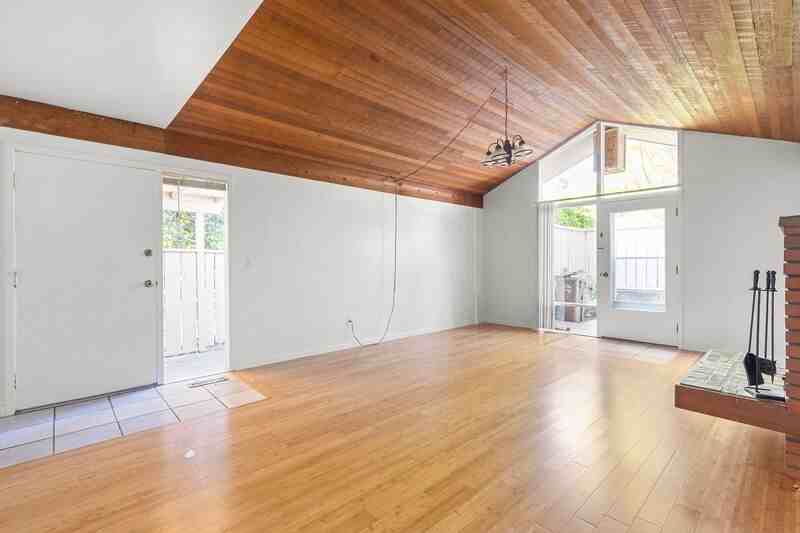 6780 Sw Canyon Ter #3 - Photo 3 of 18