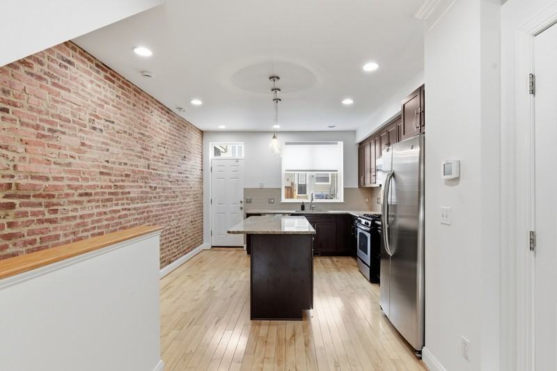 409 S East Ave - Photo 4 of 21