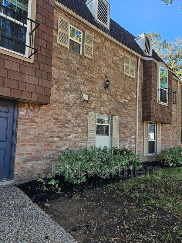 500 N Post Oak Ln - Photo 3 of 25