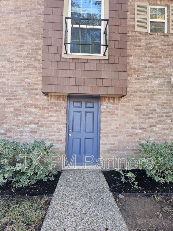 500 N Post Oak Ln - Photo 4 of 25