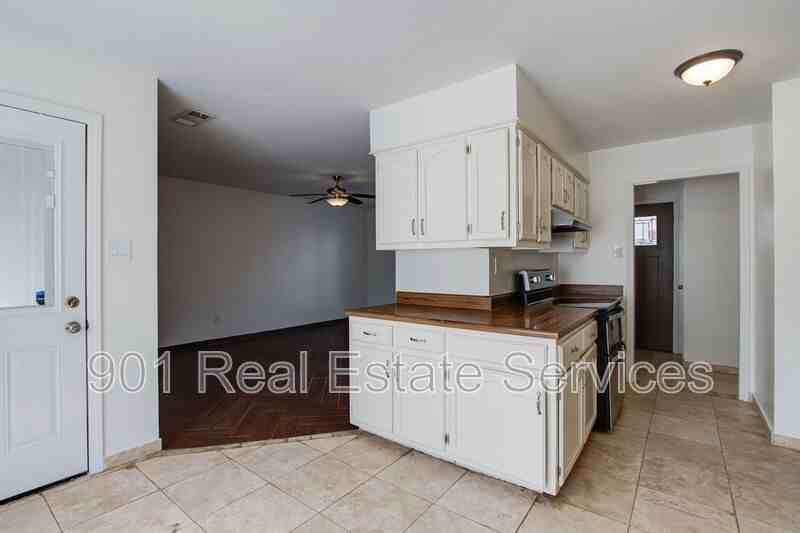 7209 Lamesa Ln - Photo 5 of 18