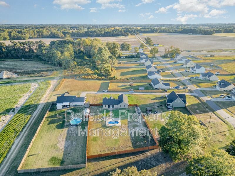 3312 Dino Ln - Photo 3 of 24