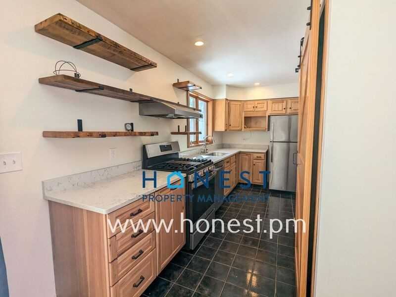 5 Manchester Ln - Photo 4 of 50